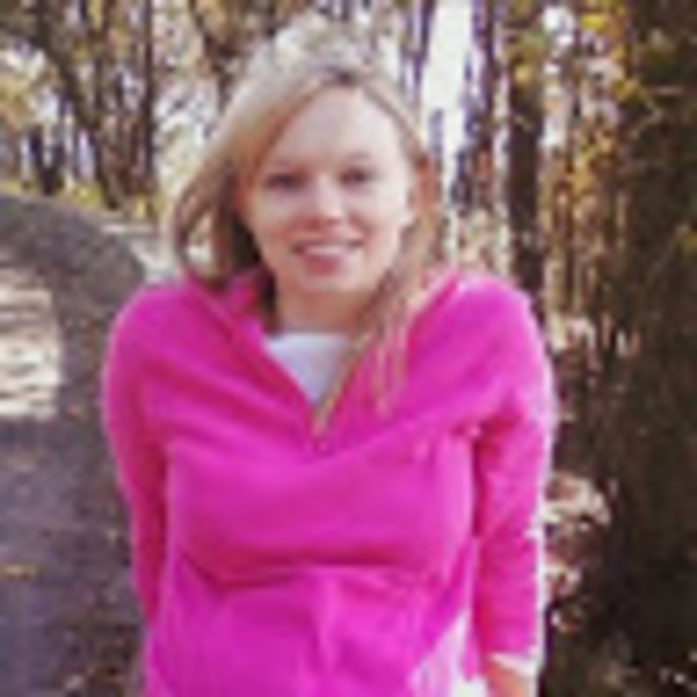 Meet your Posher, Hollie